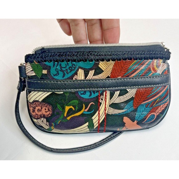 Sakroots Happy & Free Wristlet With Attached Key Ring Pockets - Picture 9 of 10